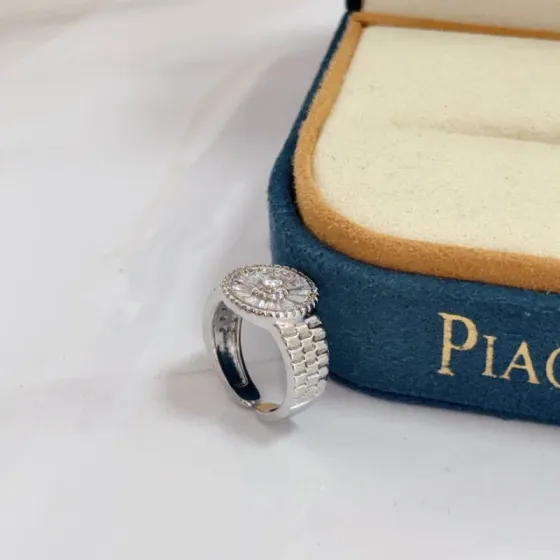 Piaget Sunlight ring silver-toned white gold with clear diamonds US 7