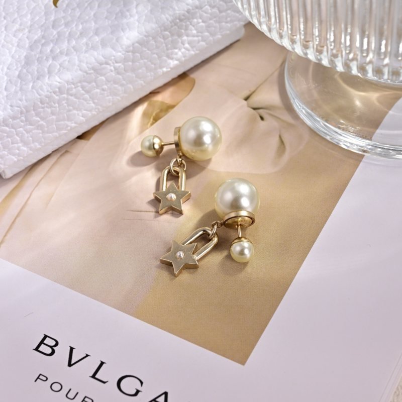 Dior Tribales earrings Gold-tone metal with white resin pearl accents One Size