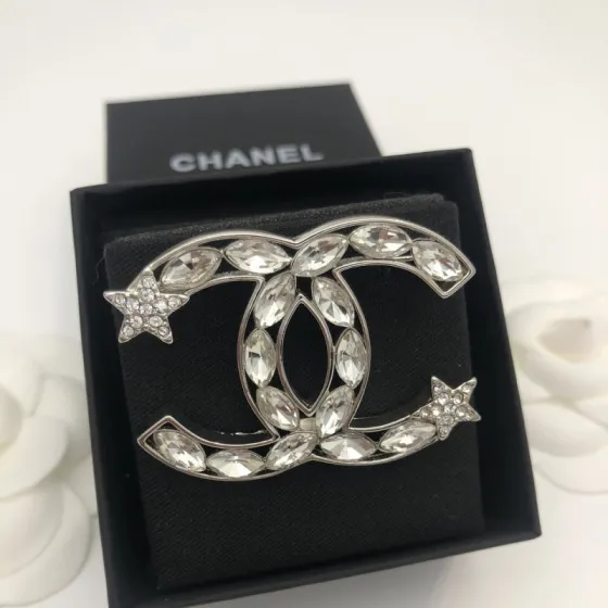 Chanel CC Star Crystal Brooch brooch silver-toned metal with clear faceted crystals 4cm width