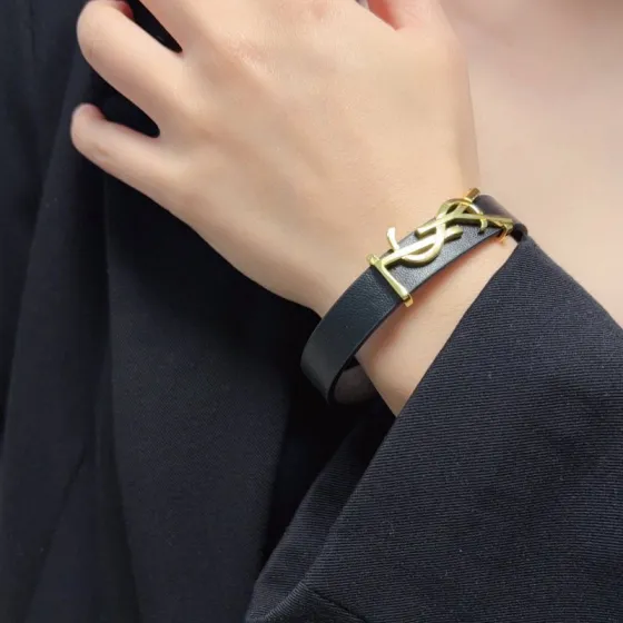 Saint Laurent Cassandre bracelet black leather gold-tone metal 17cm