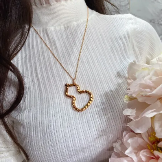 Qeelin Wulu necklace 18K rose gold with diamond accents on pendant bail 45cm