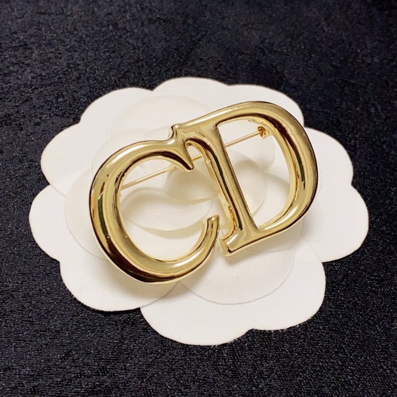 Dior CD Logo brooch gold tone metal no gemstones 3cm width