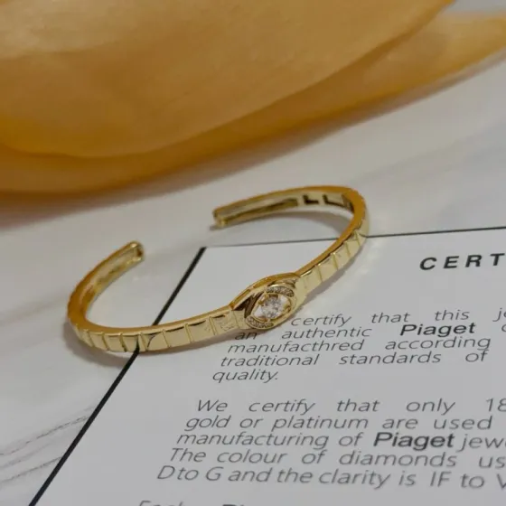 Piaget Possession bracelet 18k yellow gold clear diamond 17cm