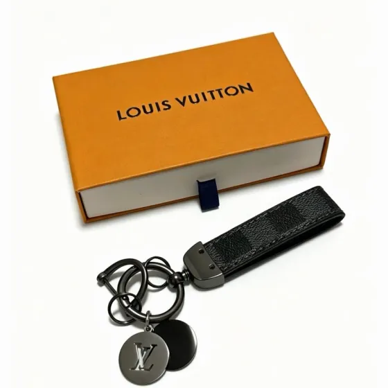 Louis Vuitton Anger Forest Keychain pendant Gunmetal black metal black grained leather no gemstones 12cm