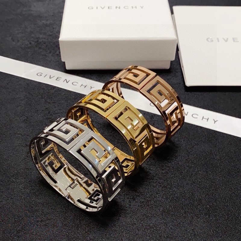Luxury necklace