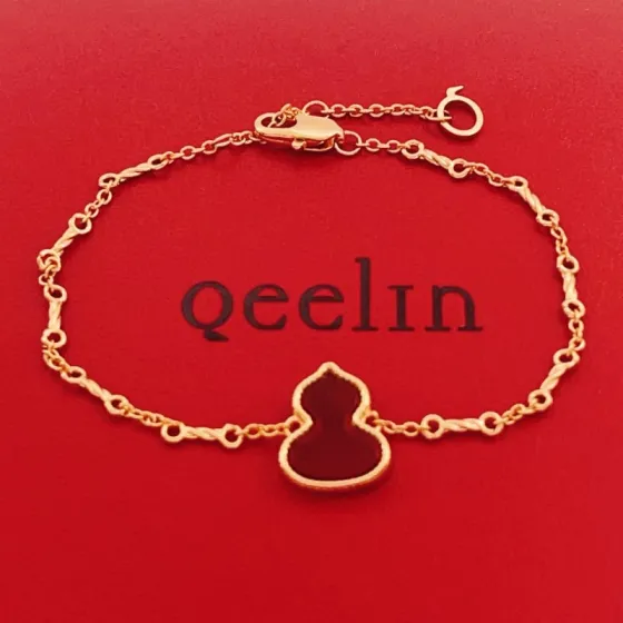 Qeelin Wulu bracelet Rose gold metal with red carnelian inlay 16-19cm adjustable