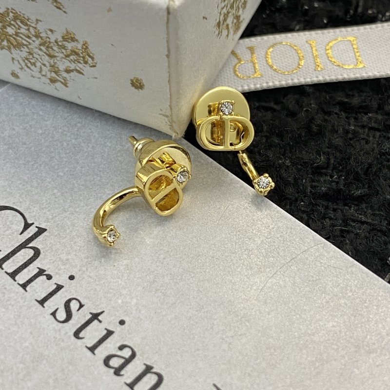 Dior Petit CD earrings Gold-tone metal with clear crystal accents One Size