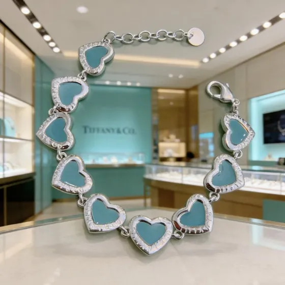 Tiffany Co Return to Tiffany Heart Tag bracelet Silver-toned metal with Tiffany Blue enamel and clear diamond accents 19cm