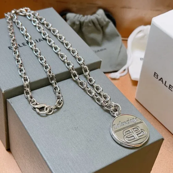 Luxury necklace