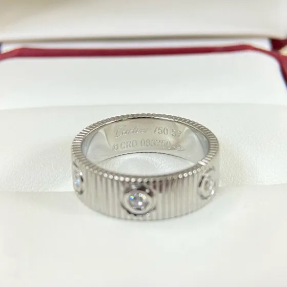 Cartier Love Ring Striated Diamond ring 18K white gold with clear diamonds 57