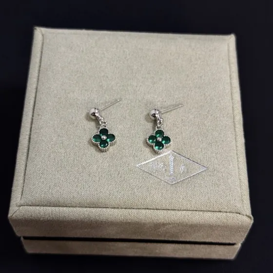 Van Cleef Arpels Alhambra earrings Silver-toned metal with emerald green gemstones One size