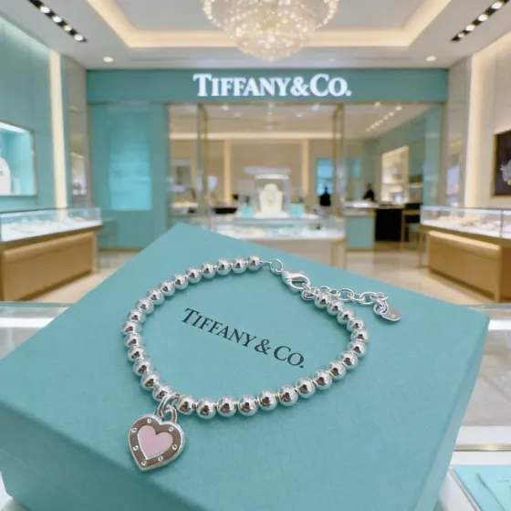 Tiffany Co Return to Tiffany Love Heart Tag Bead Bracelet bracelet Sterling silver with pink enamel heart charm 17cm
