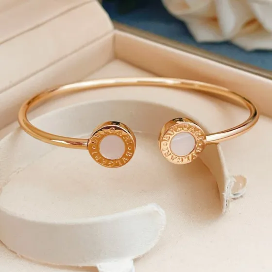 Bvlgari Bvlgari Bvlgari bracelet Rose gold with white mother-of-pearl inlays One size fits all