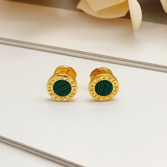 Bvlgari Bvlgari Bvlgari earrings yellow gold with green malachite 10mm diameter stud