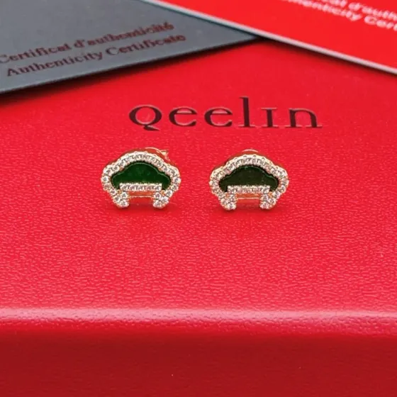 Qeelin Yu Yi earrings 18K rose gold green jade clear diamond 8mm stud diameter