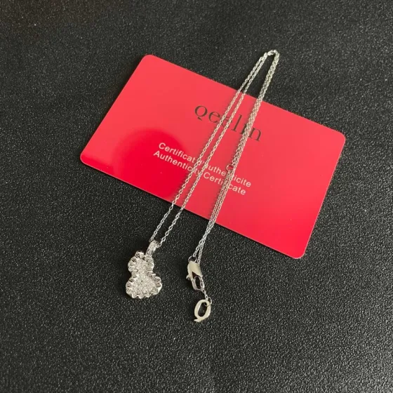 Qeelin Wulu necklace 18K white gold with pave set white diamonds 42cm with 2cm extender