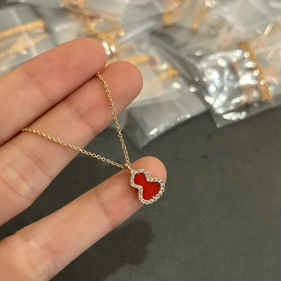 Qeelin Kirin Mini Gourd necklace 18K rose gold red agate diamond 40cm