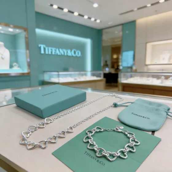 Tiffany Co Heart Link necklace sterling silver 45cm