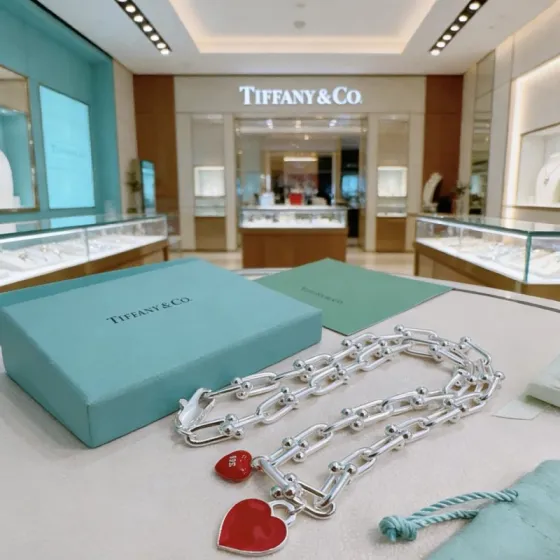 Tiffany Co Tiffany HardWear Red Enamel Heart Link Necklace necklace Sterling silver with red enamel heart charms 18 inches