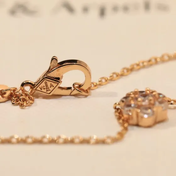 Van Cleef Arpels Fleurette necklace 18k rose gold with clear diamonds 18k white gold with clear diamonds 42cm