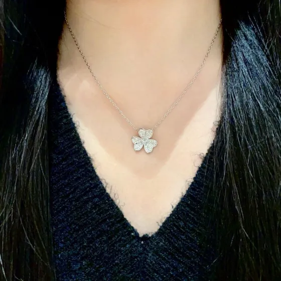 Van Cleef Arpels Frivole necklace White gold diamond 42cm