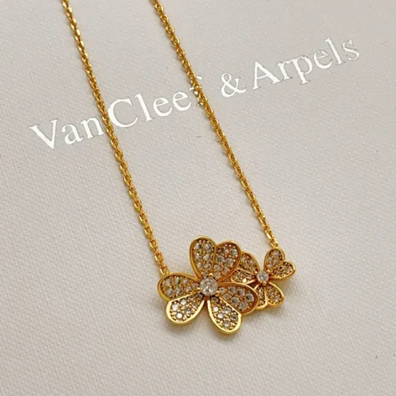 Van Cleef Arpels Frivole necklace yellow gold with clear diamond accents 42cm with 5cm extender