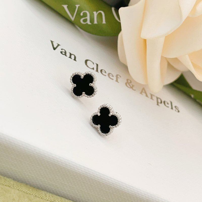 Van Cleef Arpels Sweet Alhambra earrings white gold metal with black onyx inlay 9 5mm motif diameter