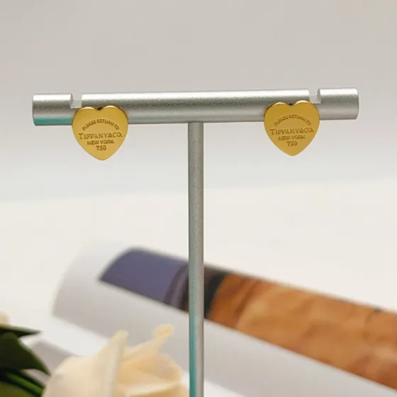 Tiffany Co Return to Tiffany Heart Tag earrings 18k yellow gold 10mm heart stud