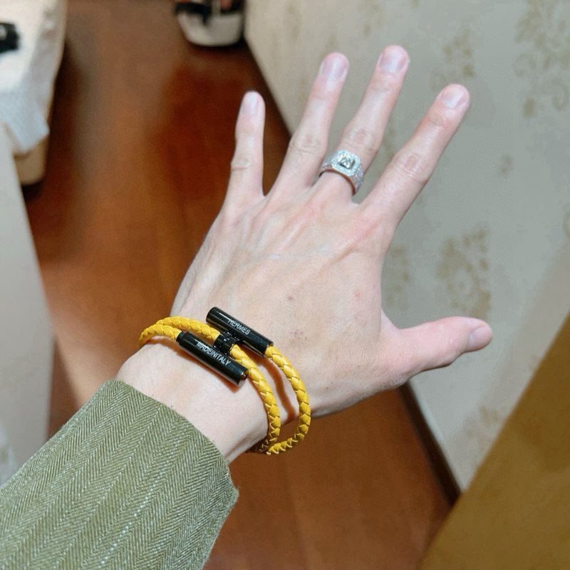 Hermes Tournis Tresse bracelet yellow braided leather black metal hardware 19cm