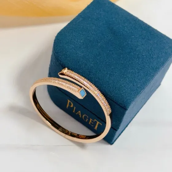 Piaget Possession bracelet rose gold clear diamond turquoise 17cm inner circumference