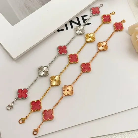 Van Cleef Arpels Alhambra Vintage five motif bracelet bracelet Silver-toned metal with pink rhodonite and silver guilloche clover motifs gold-toned metal with pink rhodonite and gold guilloche clover motifs rose gold-toned metal with pink rhodonite and rose gold guilloche clover motifs 19cm