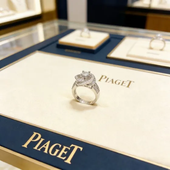 Piaget Possession ring 18k white gold clear diamond 52