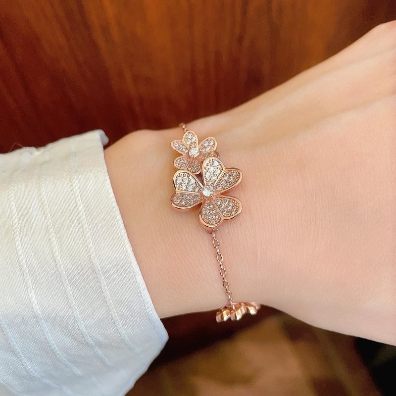 Van Cleef Arpels Frivole bracelet Rose gold clear diamond 17cm