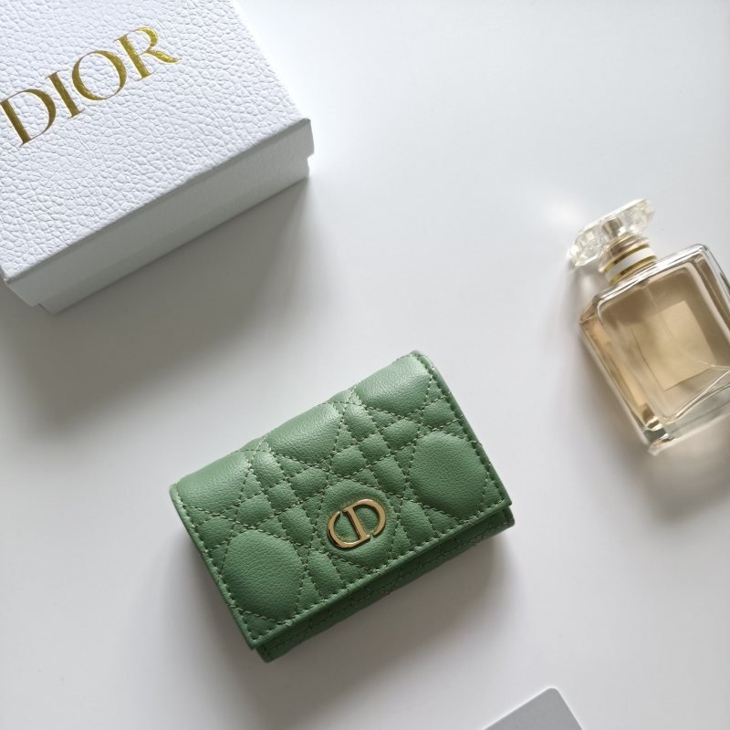 Dior Dior Caro card holder sage green grained calfskin with gold-tone metal hardware 11x7 5x2 5cm