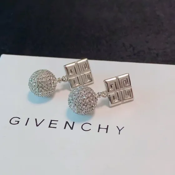 Luxury necklace