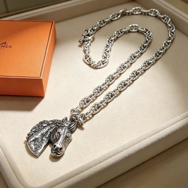 Hermes Chaine d Ancre Horse Head Pendant necklace antique silver-toned metal no accent stones 60cm