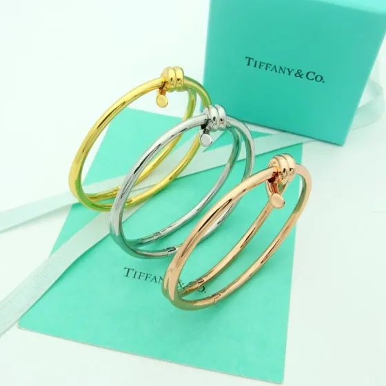 Tiffany Co Tiffany Knot bracelet Available in 18k yellow gold 18k rose gold and sterling silver no gemstones 17cm inner circumference