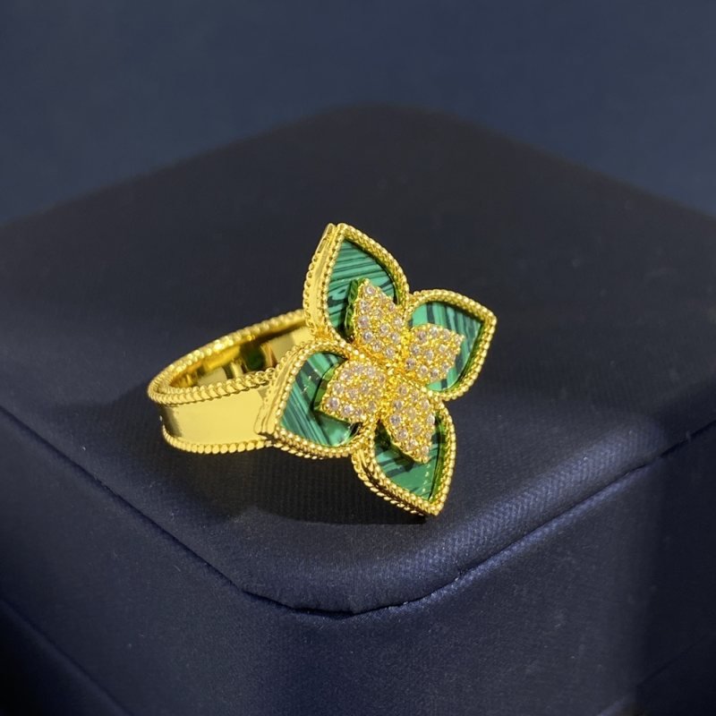 Van Cleef Arpels Idylle Blossom ring Yellow gold with diamond pave available in malachite mother-of-pearl and turquoise stone inlays EU 52