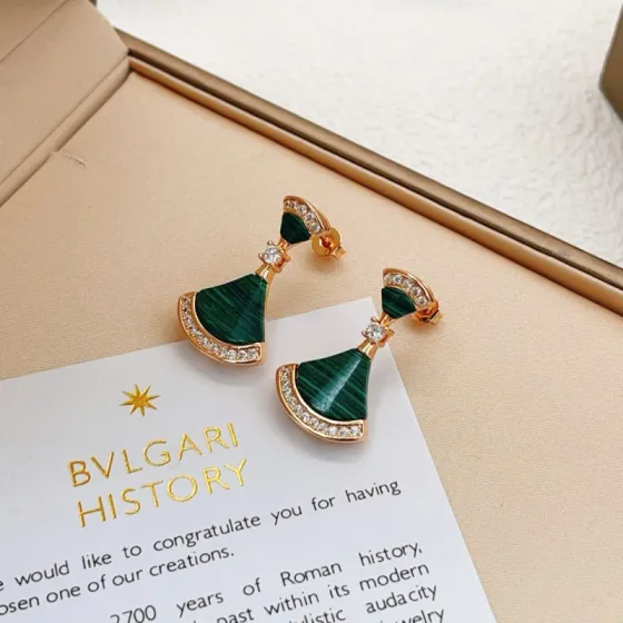Bvlgari Divas Dream earrings Rose gold with green malachite and clear diamond accents 2 5cm drop length