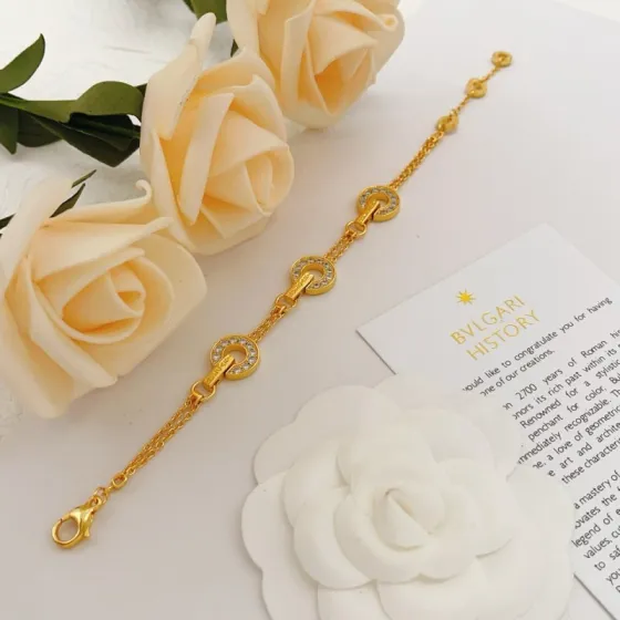 Bvlgari Bvlgari Bvlgari bracelet Yellow gold with clear pave diamonds 18cm