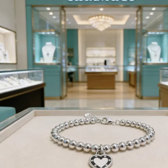 Tiffany Co Return to Tiffany Love Heart Tag Bead Bracelet bracelet Silver-toned metal with red enamel heart charm 17cm