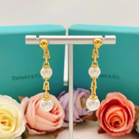 Tiffany Co HardWear Pearl Drop earrings gold-tone metal with white freshwater pearls 4 5cm drop length