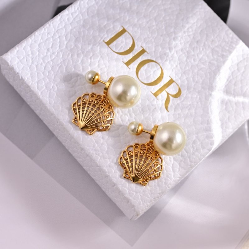 Dior Tribales Shell Pearl Drop Earrings earrings Gold-tone metal with cream white pearls One Size
