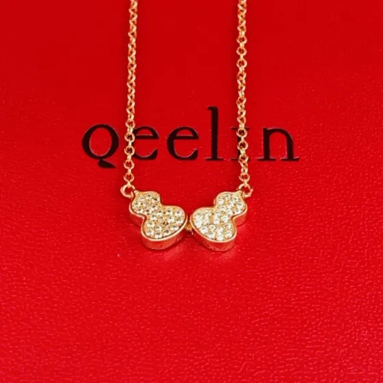 Qeelin Wulu necklace 18K rose gold clear diamond 42cm