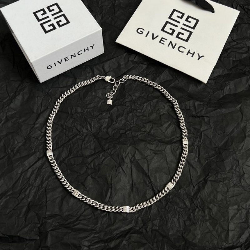 Luxury necklace