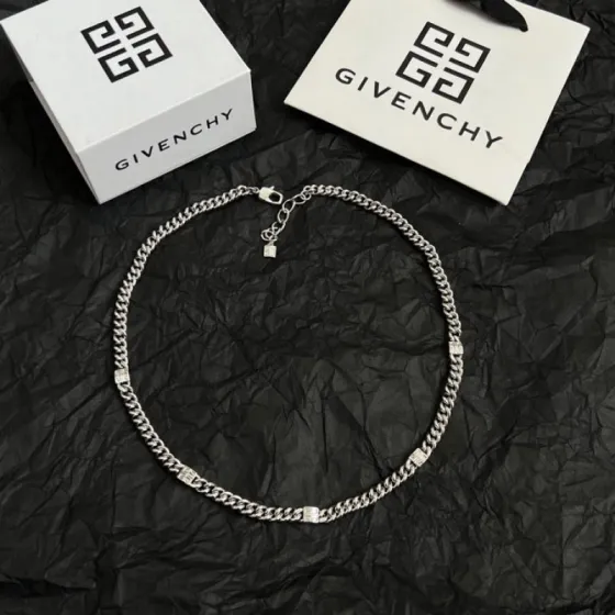 Luxury necklace