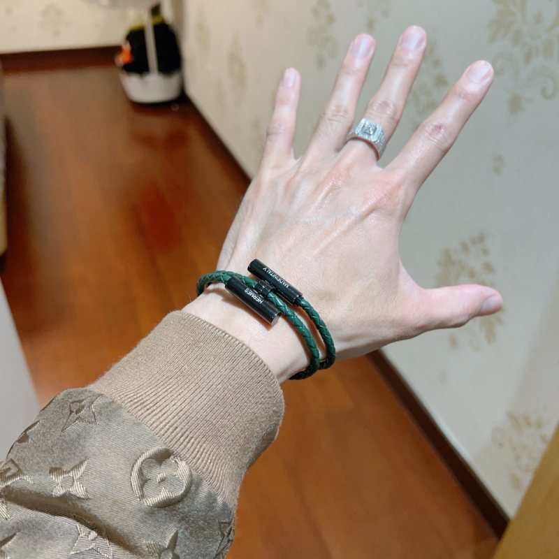 Hermes Tournis Tresse bracelet Dark green braided leather gunmetal black hardware 19cm