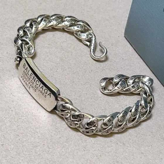 Luxury necklace 24cm