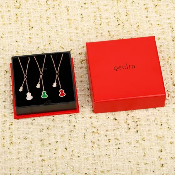 Qeelin Double Gourd Small necklace Rose gold with white mother-of-pearl clear diamond accents also available with green jade red carnelian inlay options 42cm