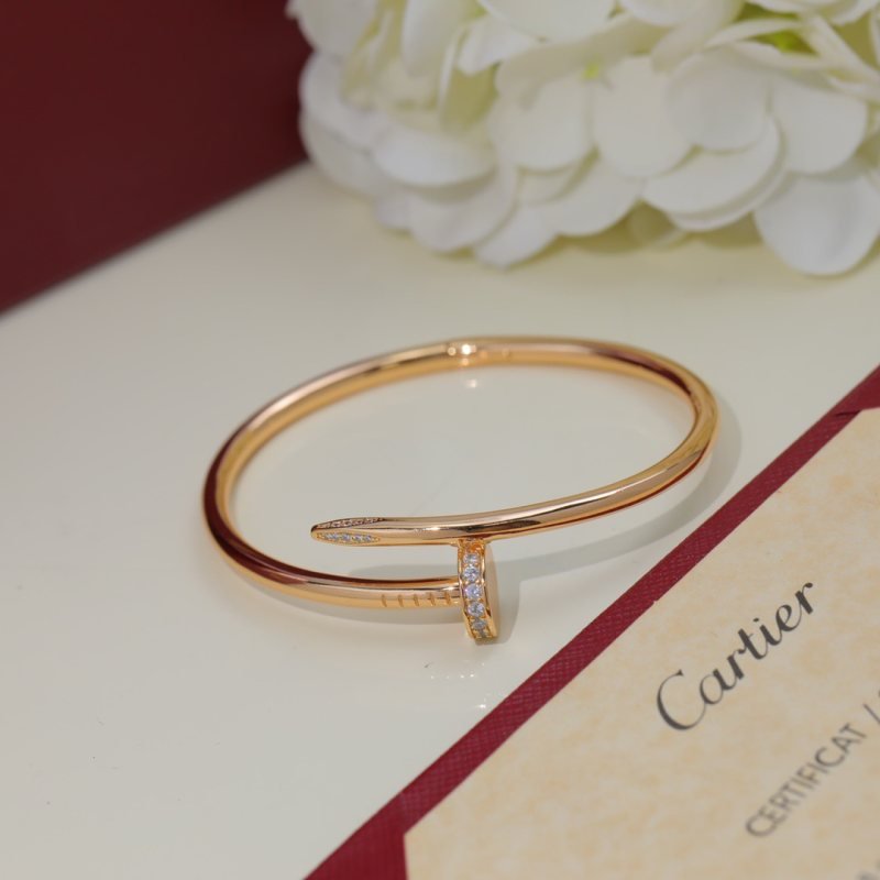 Cartier Juste un Clou bracelet 18k rose gold with clear diamond accents 17